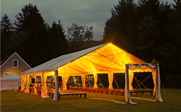 Фестивальная каркасная палатка 30x90.