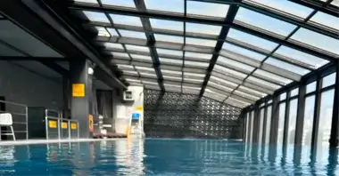 Навесы для бассейнов улучшают качество отдыха на свежем воздухе благодаря навесам
